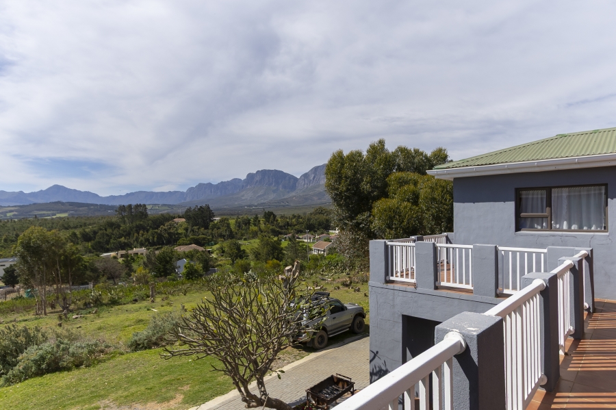 3 Bedroom Property for Sale in Firlands Western Cape